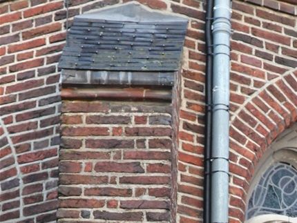 De leiding natuurlijk goed vast zetten